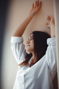 3 ways to stay positive when single